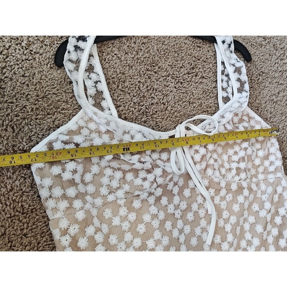 White Floral Daisy Lace Mini Dress Tie Front Ruffle Hem Nude Lining XL Beach - Picture 13 of 16